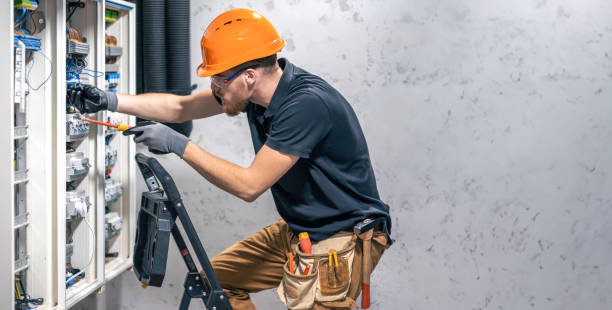 Best Circuit Breaker Repair  in Summerset, SD